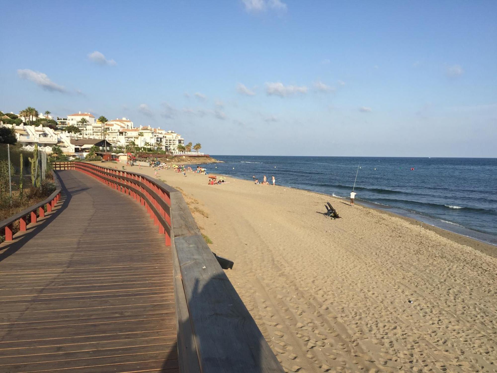 Urbanization On The Beach Front 1-3 La Cala De Mijas Bagian luar foto