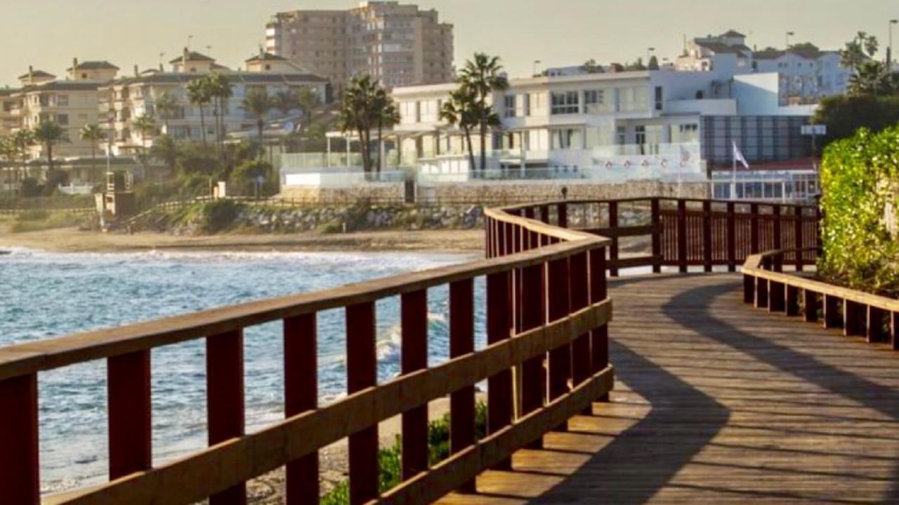 Urbanization On The Beach Front 1-3 La Cala De Mijas Bagian luar foto